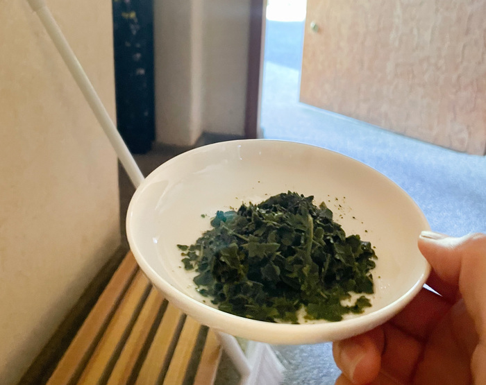 茶葉で掃除