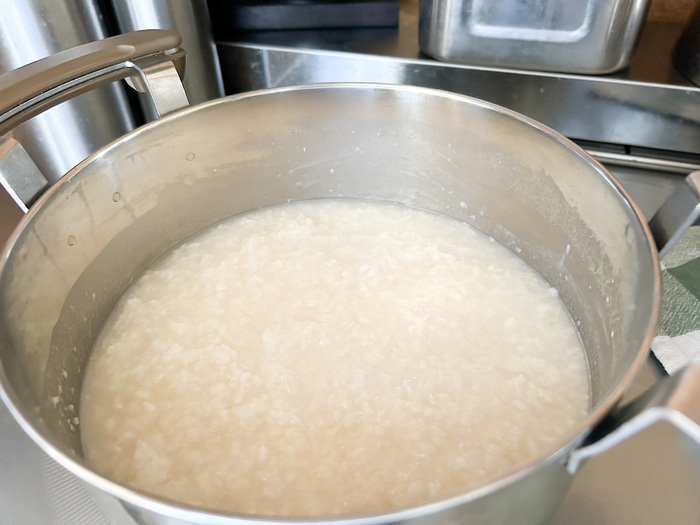 麹と米で作る甘酒