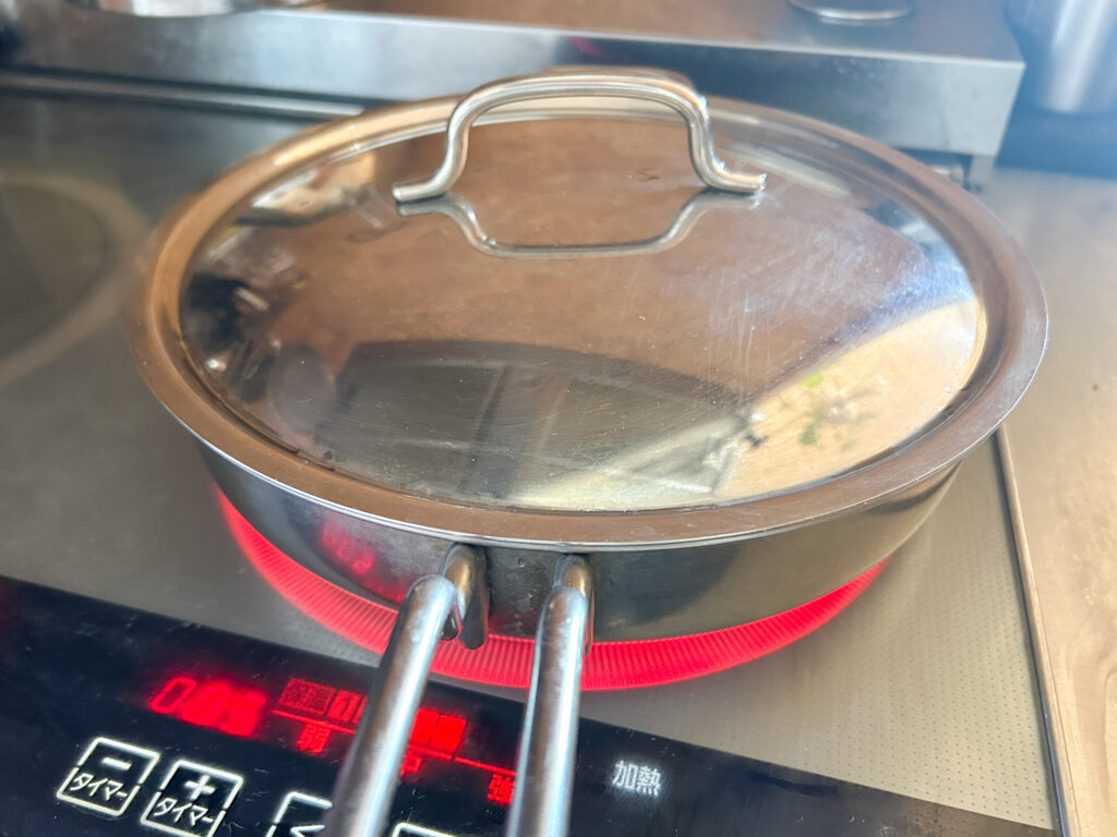 ステンレス　フライパン　くっつく